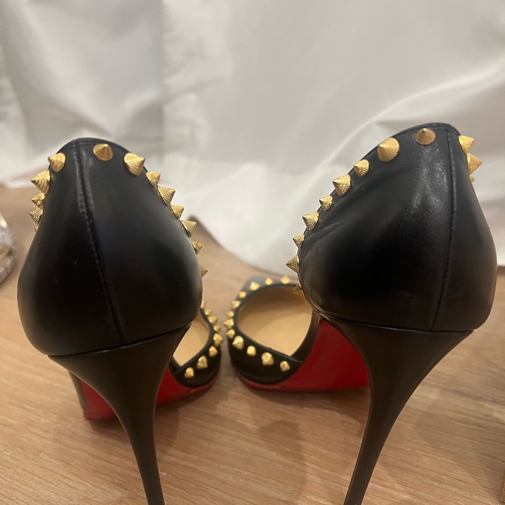 Beautiful! Only Worn Twice. - image 3